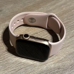 MUST GO NOW!! - Apple Watch Series 5 GPS, 40mm Gold Aluminum Case with Pink Sand Sport Band - Regular
