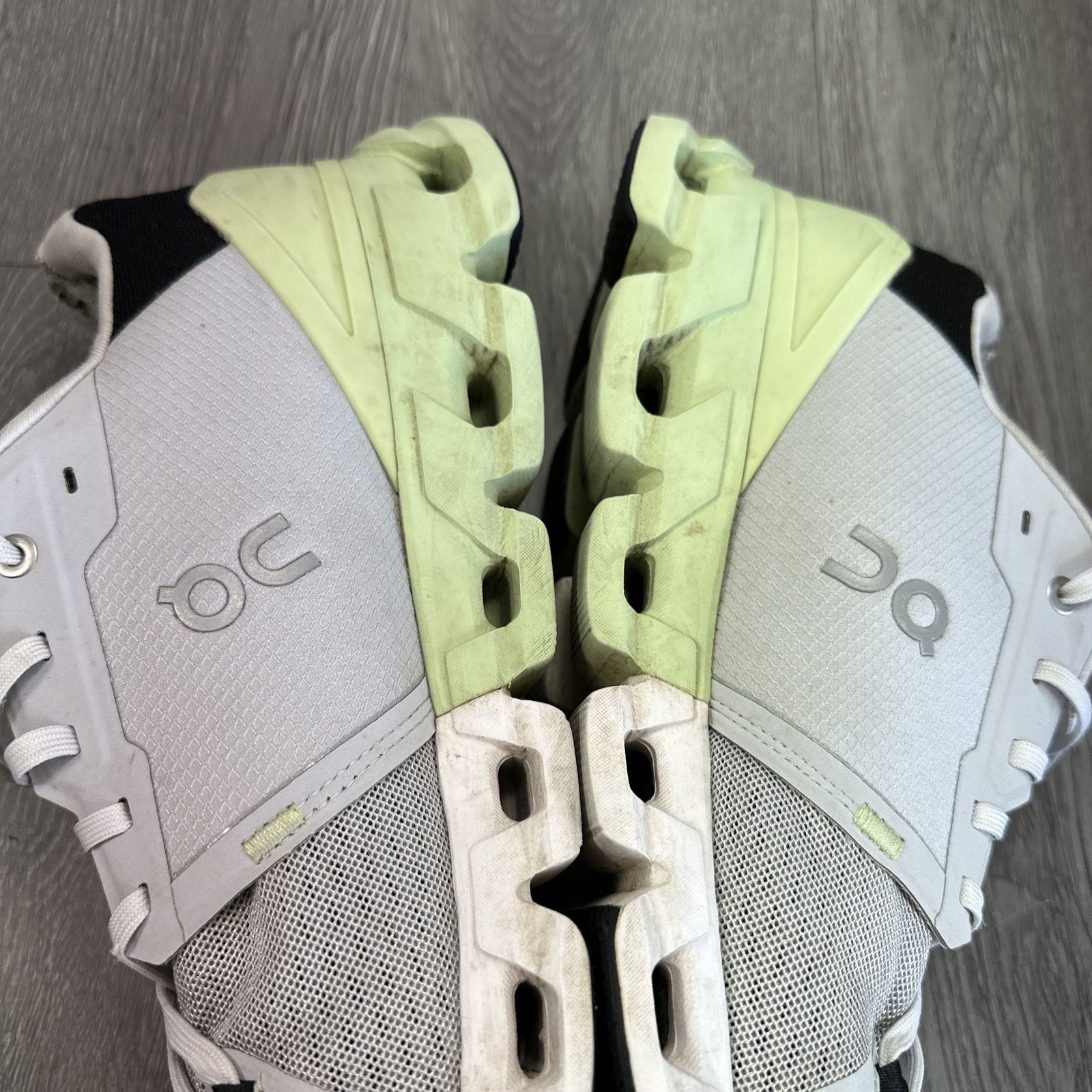 On Cloudflyer Swiss Men's Running Shoes Glacier Gray Meadow