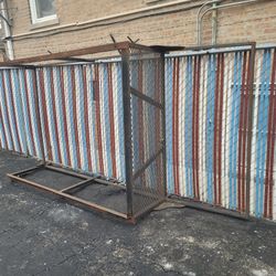 METAL CAGE /LADDER RACK FOR A PICK UP TRUCK.   MEASURES ABOUT 8 FT LONG , 6 FT WIDE WITH A 36 INCHES OVER HANG ABOVE THE CABIN.$500.00. OR BEST OFFER.