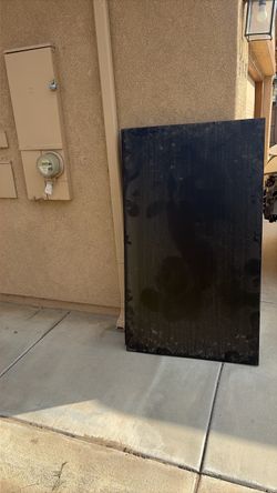Five black Trespa countertops FREE