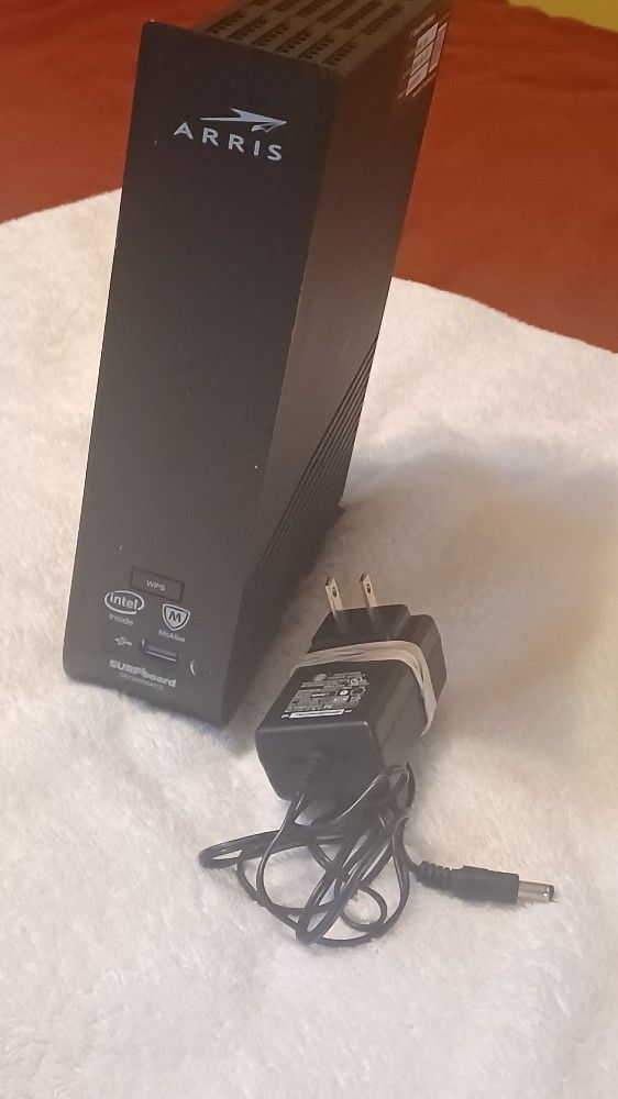 ARRIS SURFboard (16x4) DOCSIS 3.0 Cable Modem/ AC1900 Dual-Band Wi-Fi Router, Approved for Xfinity Comcast, Cox, Charter and Most Other Cable Internet