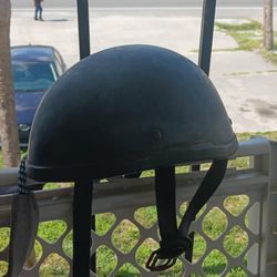 2 Motorcycle Helmets