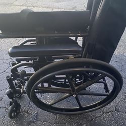 Wheelchair- KI Mobility Catalyst 18” Seat Width W/Chair With Quick Release Axles + Adjustable Armrest + 