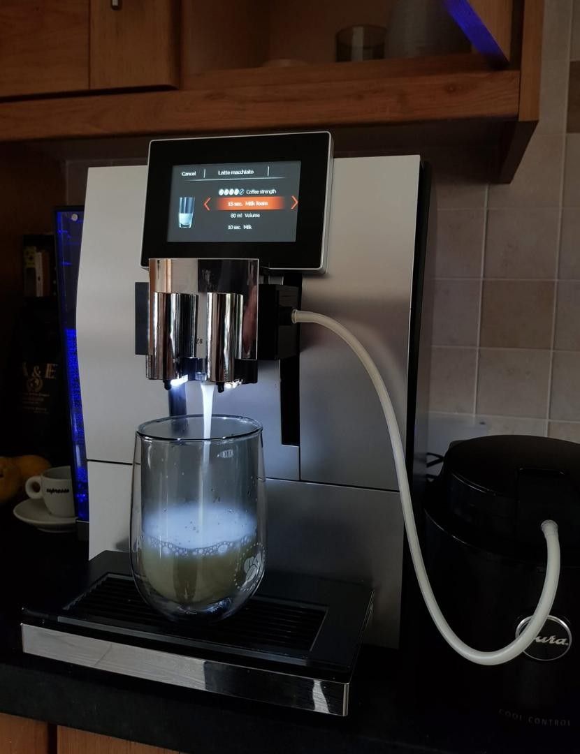Jura-Z10-Coffee-Machine