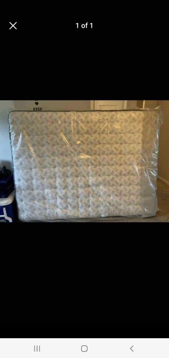 King size double sided thick pillow top bed can deliver