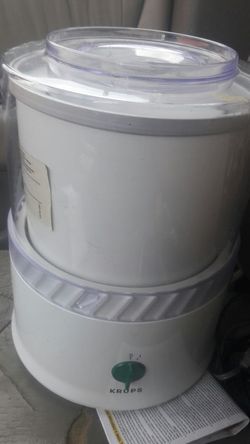 Ice cream maker