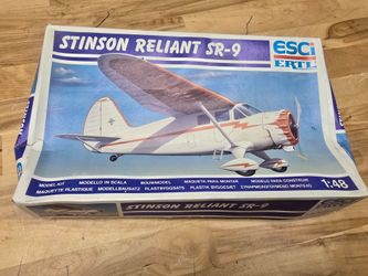 ESCI Stinson Reliant SR-9