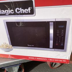 New Open Box Magic Chef Microwave.  See Photos For Information And Price Savings On This Item.