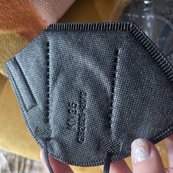 BRAND NEW black n95 face masks pack of 10