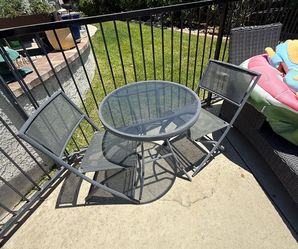 Bistro/table and two chairs $30p/up upland