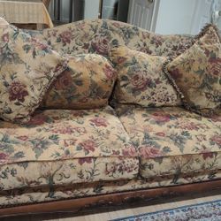 Sofa Set