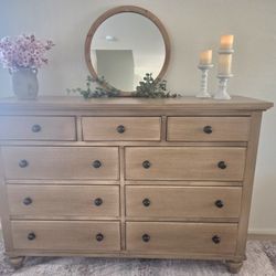 Gorgeous Dresser 