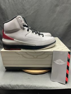 Men’s Jordan 2 Chicago - Size 8.5M