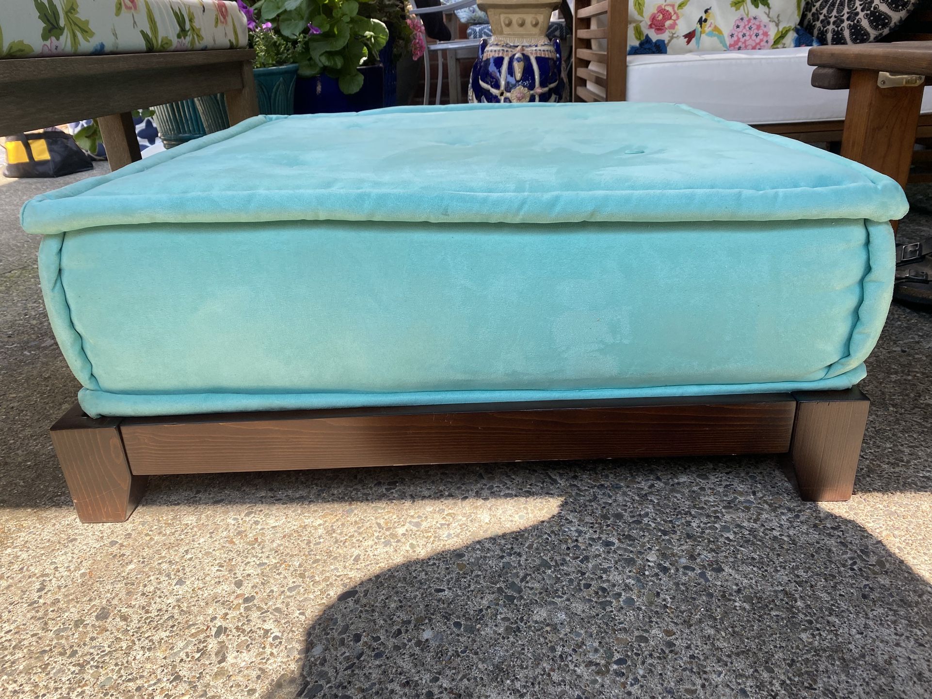 Pottery Barn Ottoman
