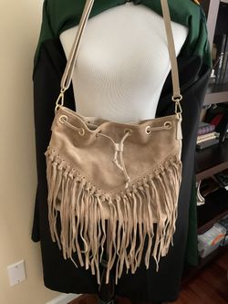 NWT Divas leather bag fringed bucket