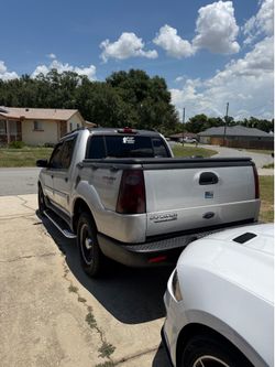 2005 Ford Explorer sport track O.B.O