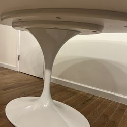 Roveconcepts Dining Table 
