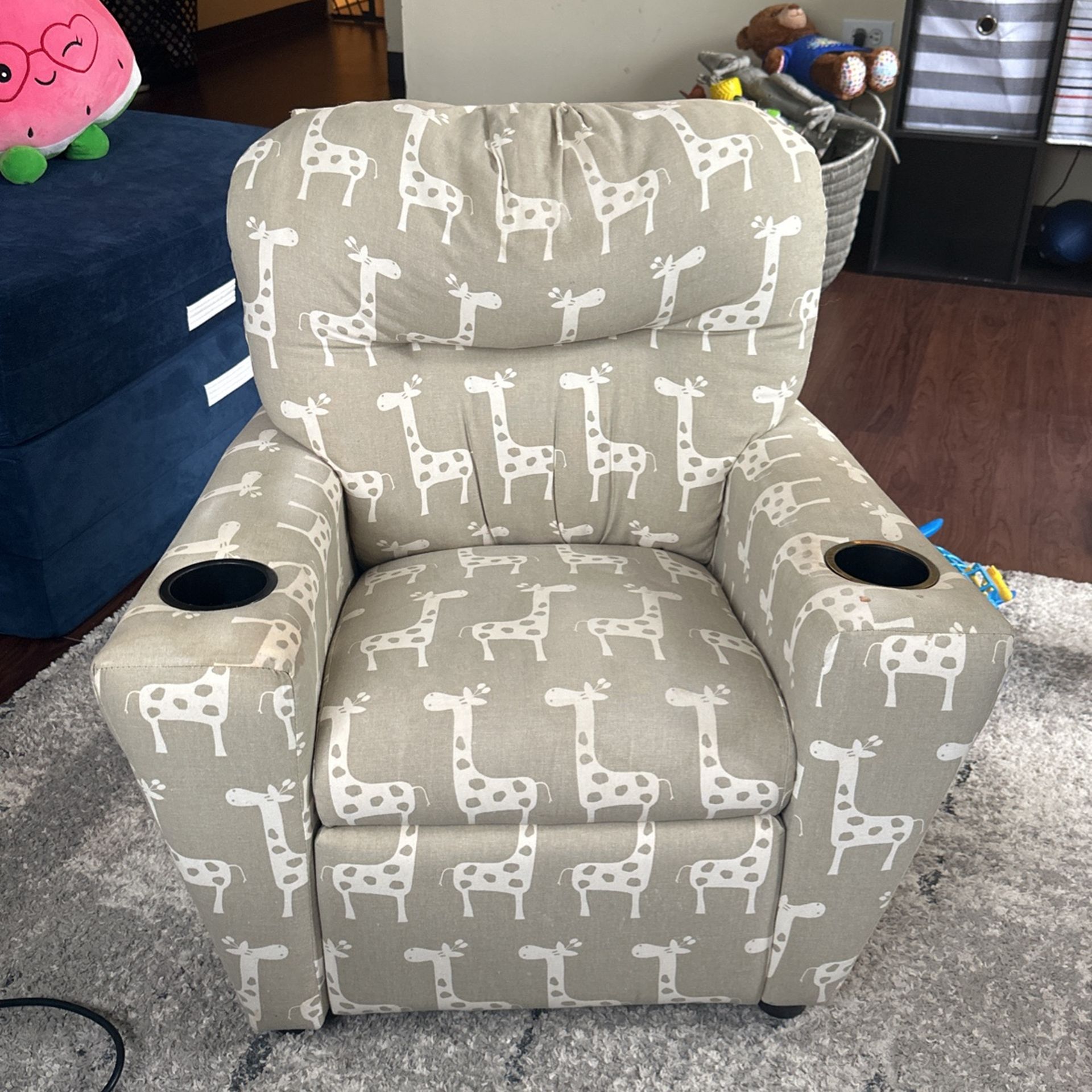 Giraffe Print Kids Recliner chair With Two Cup Holders