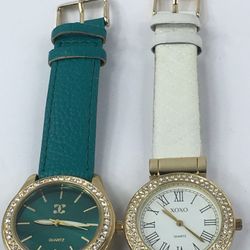 2 PRETTY WOMENS LEATHER RHINESTONE WRIST WATCHES ⭐️ $12 FOR BOTH 