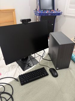pc w monitor and kb&m