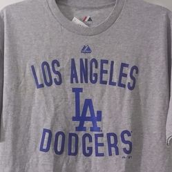 New dodgers mens tee in large $15