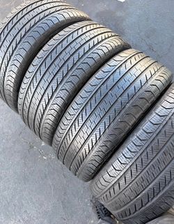 235/50/18 continental Selling a set of 4 tires in excellent condition 🫡
