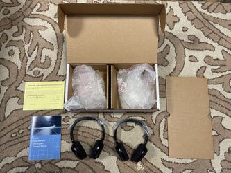 Ford 2004 Wireless Infrared Headphones for DVD Player - Brand New in Original Packaging