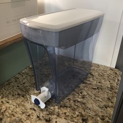 ZeroWater Filtration Pitcher