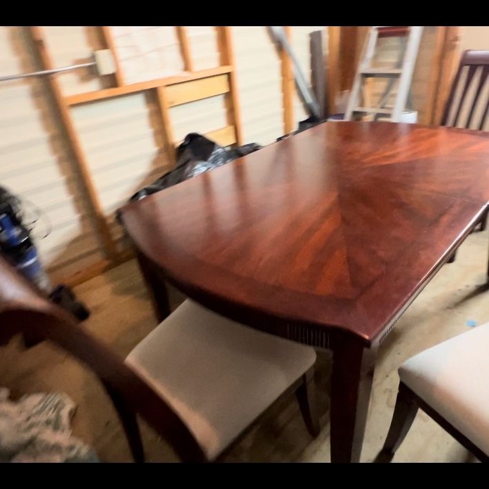 Cherry Oak Dining Table & Four Matching Chairs