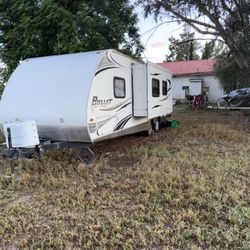 2011 Keystone Bullet 28 ft