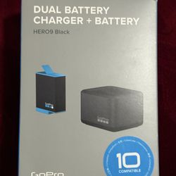 Gopro HER09 Black Dual Battery Charger Plus One Battery 