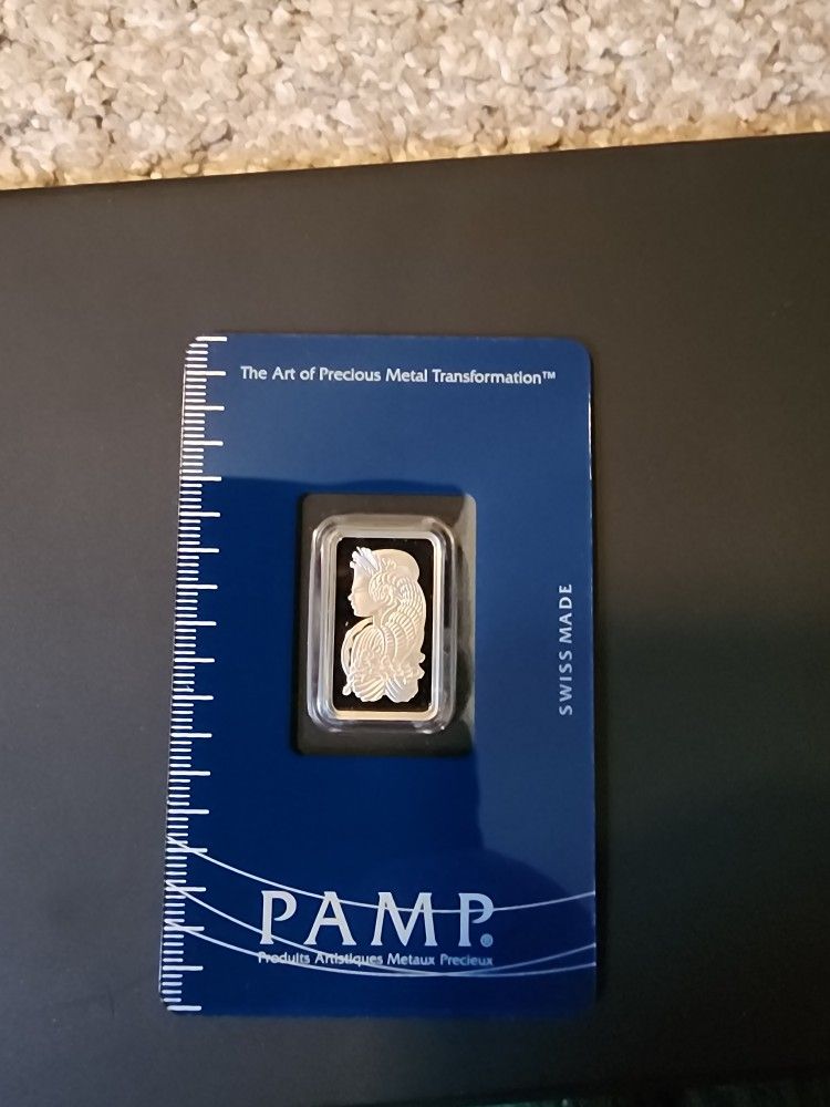5 Grams Pamp Swiss 999.5 Platinum, W/ Golden Bezel