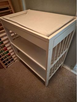 IKEA  Changing Table Gulliver