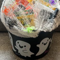 Kids Halloween Basket $30