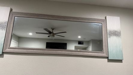 Wall mirror