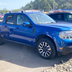 2023 Ford Maverick Lariat Hybrid