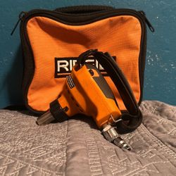 Ridgid Pneumatic 3-1/2 in. Full-Size Palm Nailer