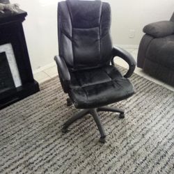 Black Leather Office Chair