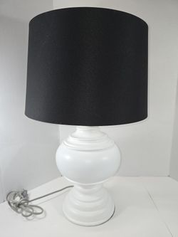 Lamp With Black Shade In Great Condition 