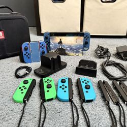 Nintendo Switch V1 + Accessories