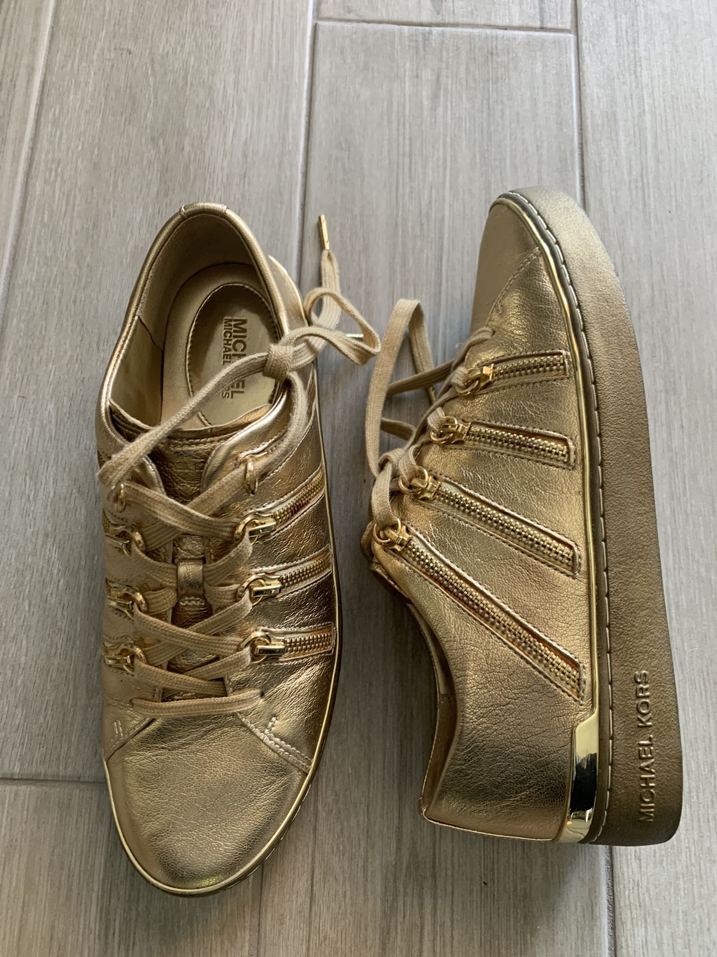 Michael Kors Gold Shoes Size 9,5