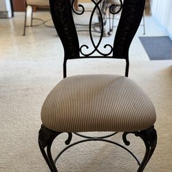 Breakfast and bar chairs