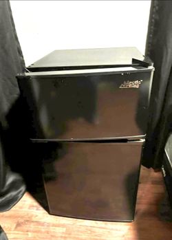 Mini Fridge With Freezer