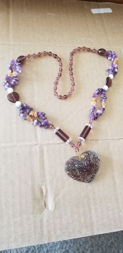 Pretty purple mulitcolor necklace