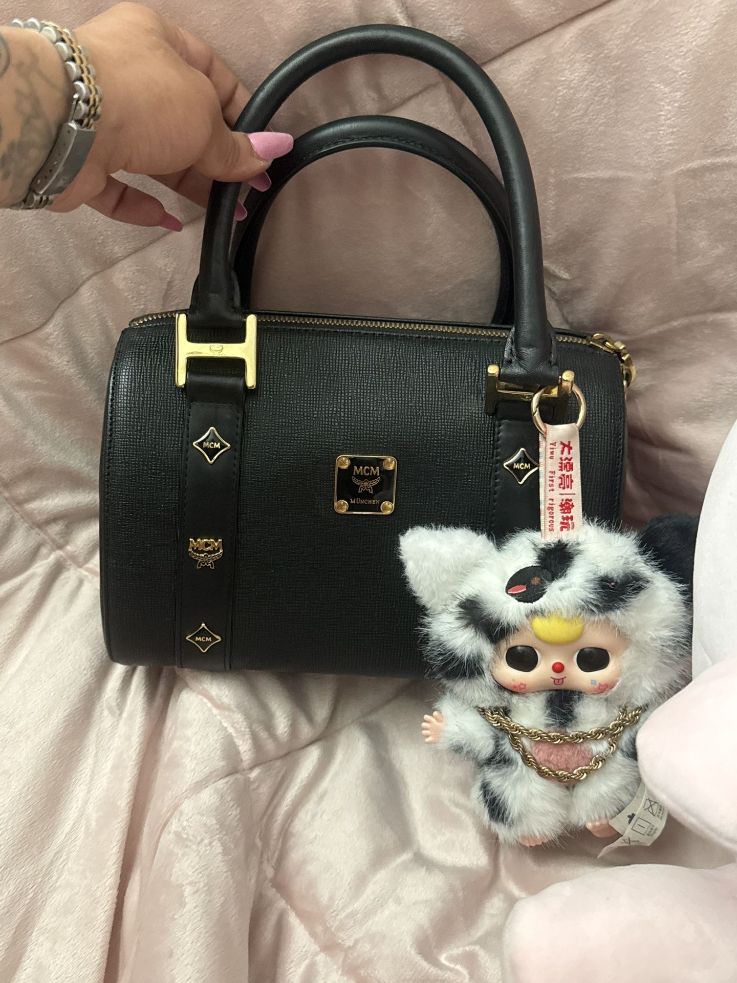 authentic boston viestos MCM leather purse