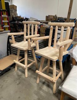 Assembled New Rustic Outdoor Barstool Log Cabin Style Bar Height Stool Unfinished Wood Construction