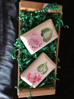 Pure & Natural Hand Painted Soap Set