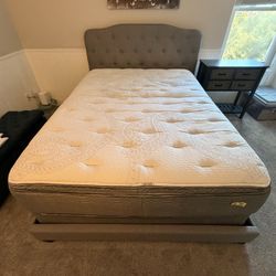 Grey Upholstered Queen Bed Set