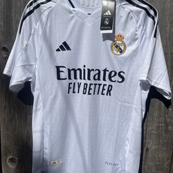 Real Madrid FC Soccer Jersey | Size Large 