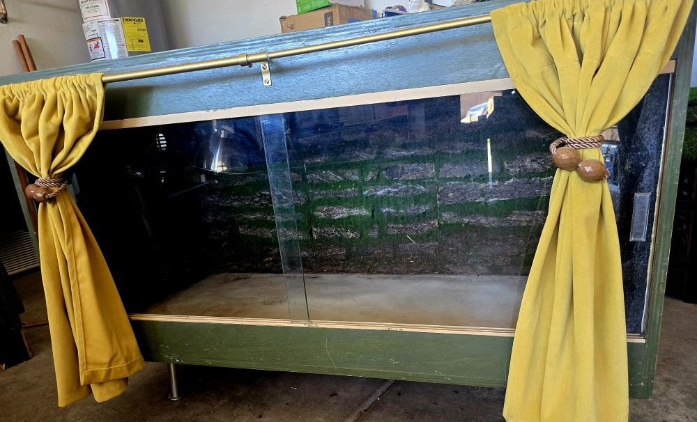 ​🦎 Custom 4x2x2 Reptile Enclosure / Vivarium - Solid Wood, Unique Design! 🐍